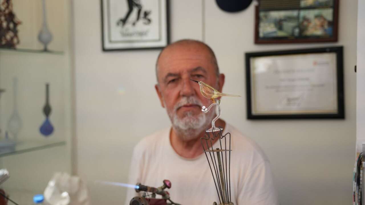 40 Ülkede Türkiye’yi Temsil Eden Cam Sanatçısı Nasuf Cömert’ten Başkan Aras’a Çağrı 8